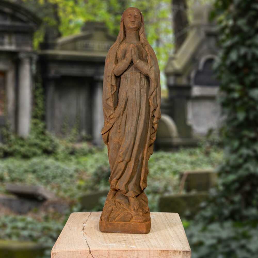 Madonnaskulptur, Maria Statue aus Steinguss, Marien-Skulptur, in Rost-Optik