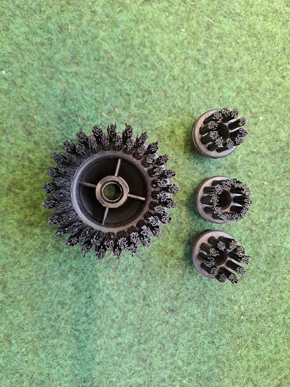 Bürstenset D.30mm und 60mm Nylon Nur-Dampf für Häußler Premium Dampfsauger und Häußler PowerSteam2 o. Gewinde Bürstenset D.30mm und 60mm Nylon Nur-Dampf für Häußler Premium Dampfsauger und Häußler PowerSteam2 o. Gewinde