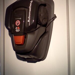 Wandhalterung für Automower 105